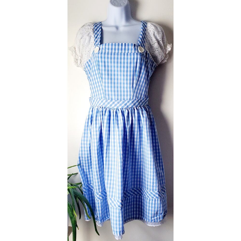 Wizard of Oz Womens Dorothy Dress Size Small
Cosplay Costume Milkmaid Cottage